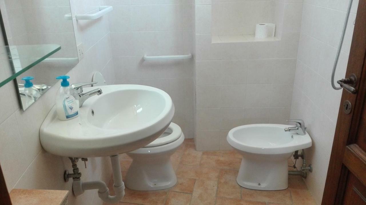 토티 Agriturismo Cerquaglia 빌라 외부 사진