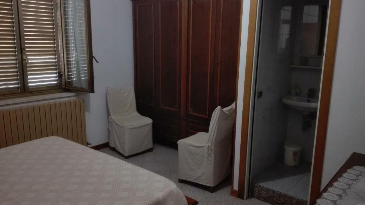 토티 Agriturismo Cerquaglia 빌라 외부 사진