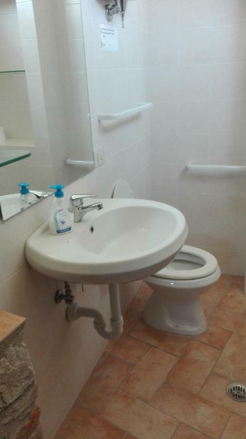 토티 Agriturismo Cerquaglia 빌라 외부 사진